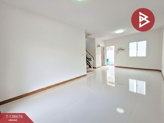 For sale 2 ベッドルーム townhouse in Mueang Samut Sakhon, Samut Sakhon