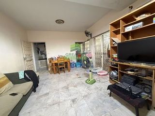 Casa adosada en venta de 4 habitaciones en Bang Phli, Samut Prakan