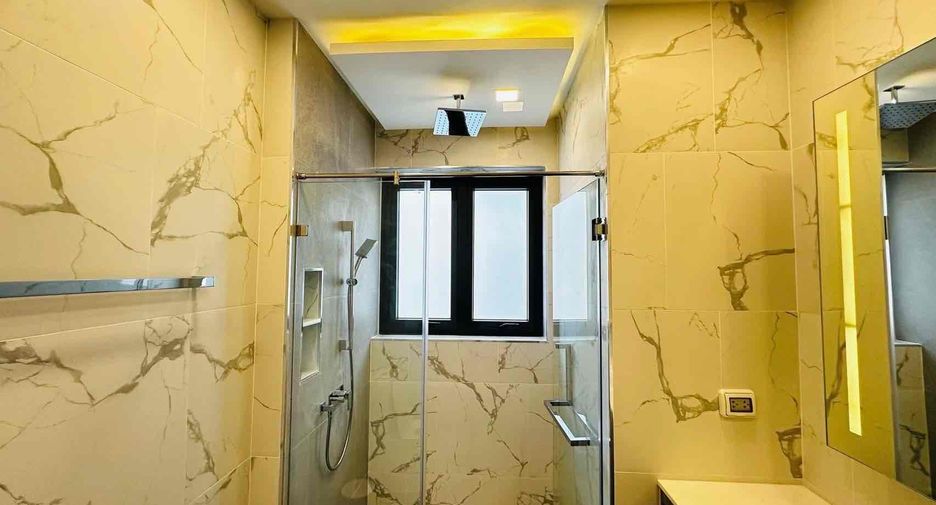 For rent 4 ベッドルーム villa in Bang Lamung, Chonburi