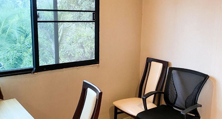 Reihenhaus zum Kauf mit 3 Zimmer in Phasi Charoen, Bangkok