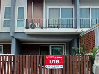 For sale 3 bedrooms townhouse in Sai Mai, Bangkok
