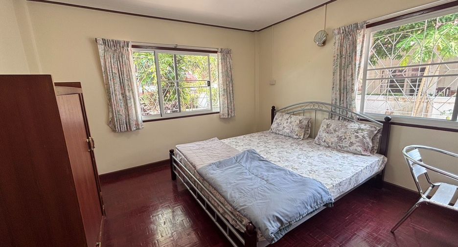 Casa en alquiler de 4 habitaciones en Klaeng, Rayong