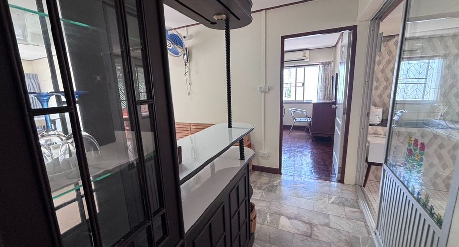 Casa en alquiler de 4 habitaciones en Klaeng, Rayong