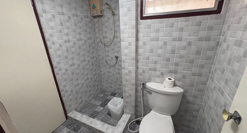 Casa en alquiler de 4 habitaciones en Klaeng, Rayong