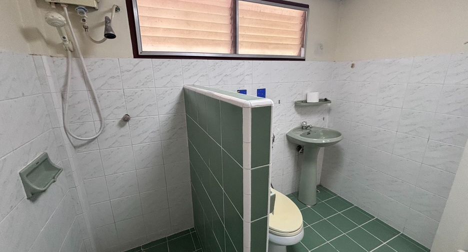 Casa en alquiler de 4 habitaciones en Klaeng, Rayong
