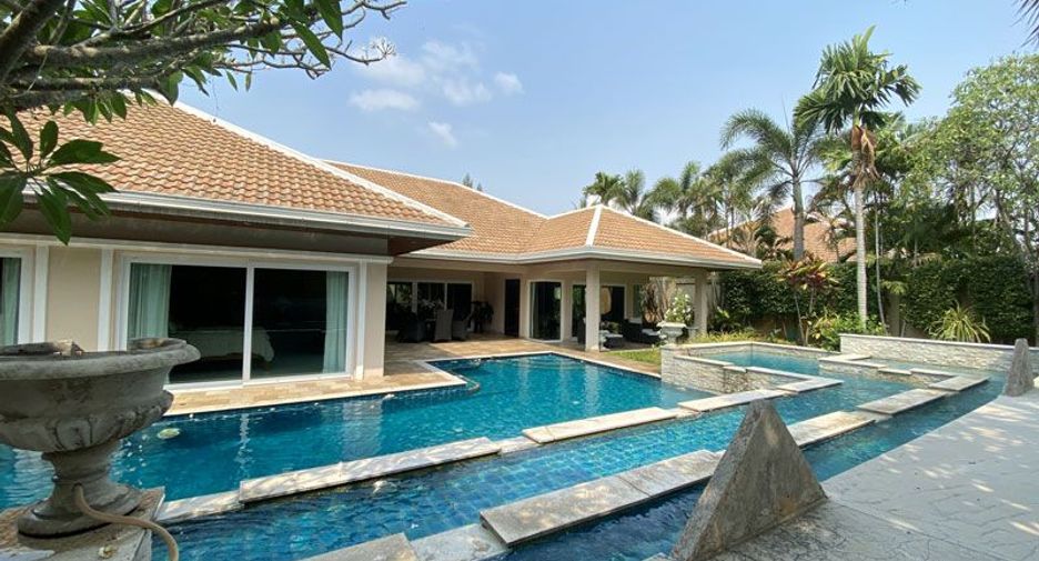 Haus zum Kauf mit 4 Zimmer in Bang Lamung, Chonburi