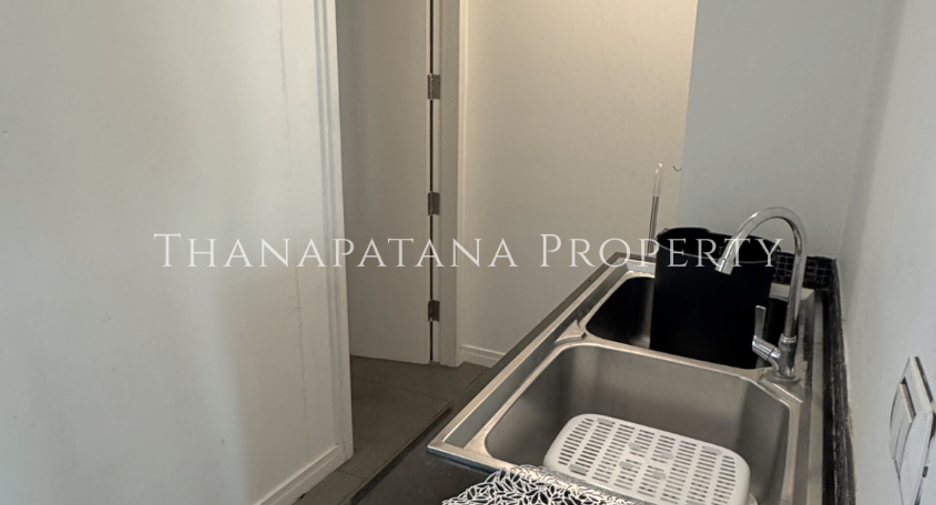 Wohnung zum Kauf mit 4 Zimmer in Sathon, Bangkok
