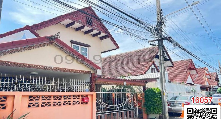 Casa en alquiler de 3 habitaciones en Don Mueang, Bangkok