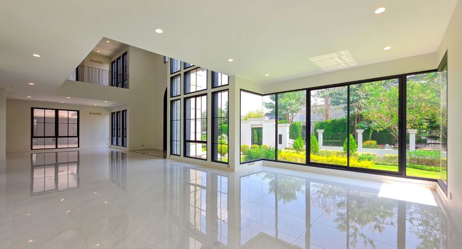 Haus zum Kauf mit 5 Zimmer in Bang Khen, Bangkok