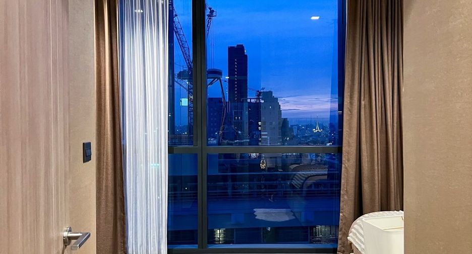 À louer 2 chambres condo à Pathum Wan, Bangkok