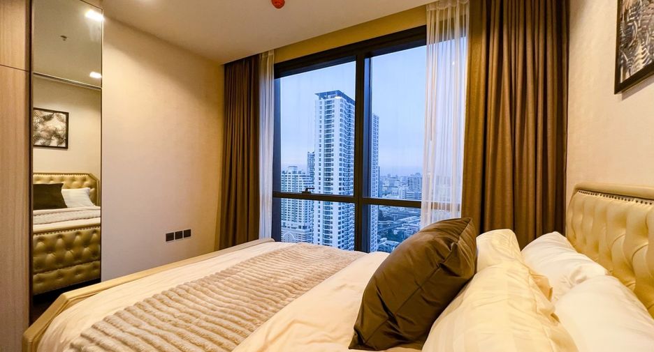 À louer 2 chambres condo à Pathum Wan, Bangkok