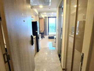 Продажа 1 кровать кондо в Хуаи Кхщанг, Бангкок