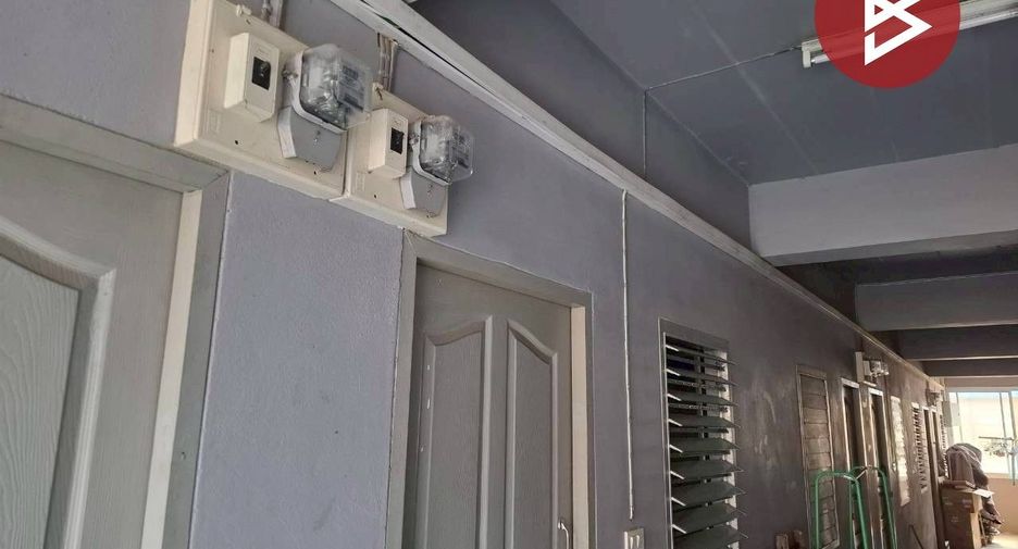 For sale studio apartment in Bang Khun Thian, Bangkok