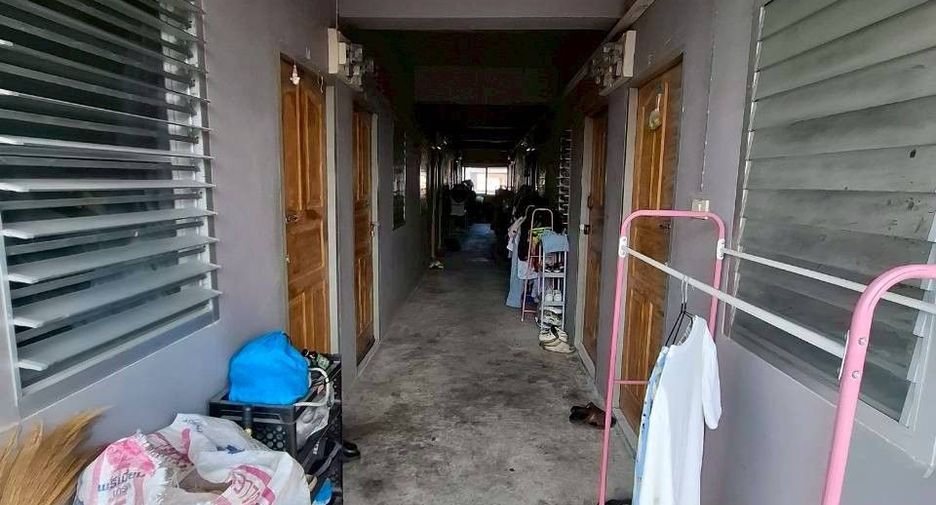 For sale studio apartment in Bang Khun Thian, Bangkok
