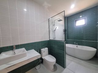 出租 4 卧室 独立屋 在 Hang Dong, Chiang Mai