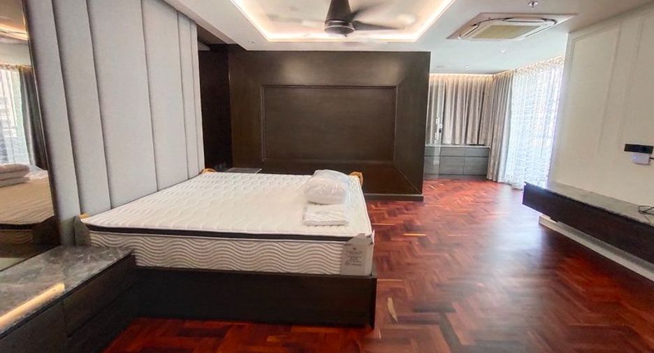 For rent 3 ベッドルーム condo in Watthana, Bangkok
