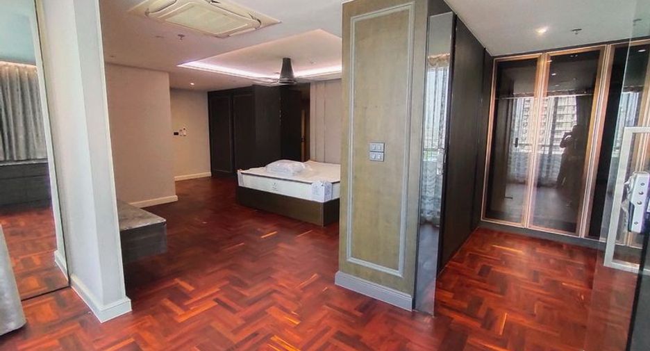 For rent 3 ベッドルーム condo in Watthana, Bangkok