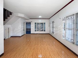 Haus zum Kauf mit 3 Zimmer in Bang Bua Thong, Nonthaburi