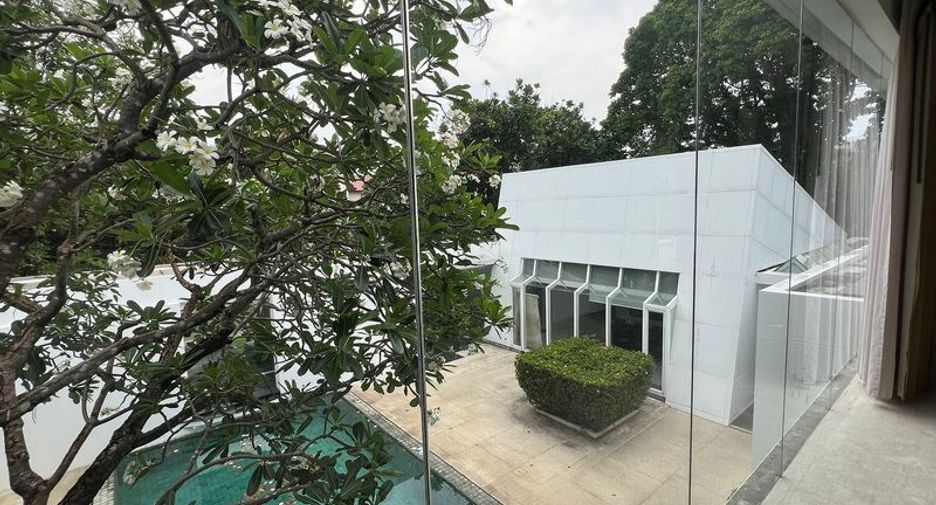 À vendre 4 chambres villa à Pak Kret, Nonthaburi