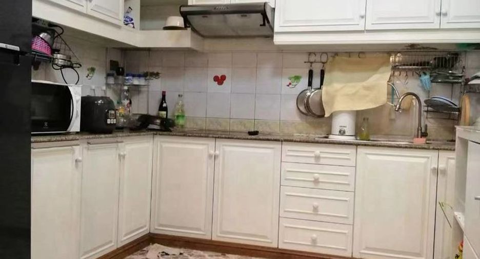 For sale 3 bedrooms condo in Watthana, Bangkok
