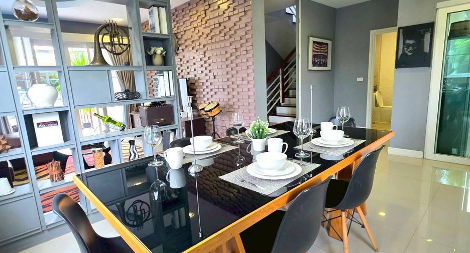 Casa en venta de 3 habitaciones en San Sai, Chiang Mai