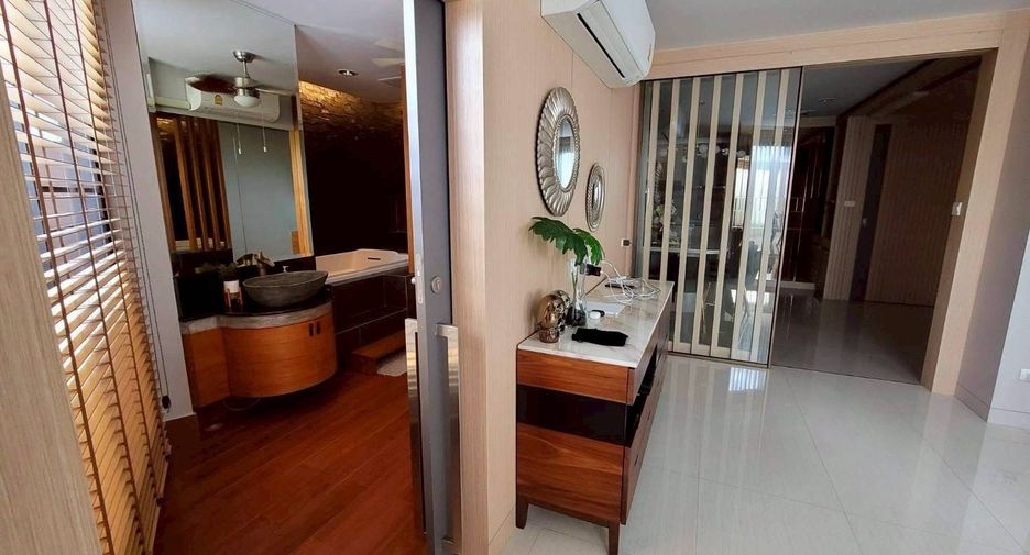 Аренда 4 спальни дом в Bang Phli, Самутпракан