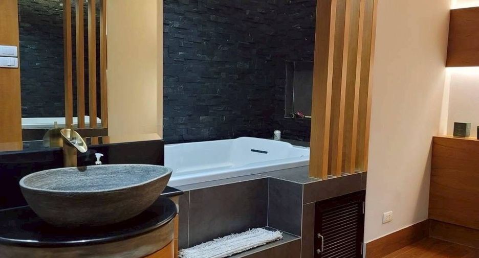 Аренда 4 спальни дом в Bang Phli, Самутпракан