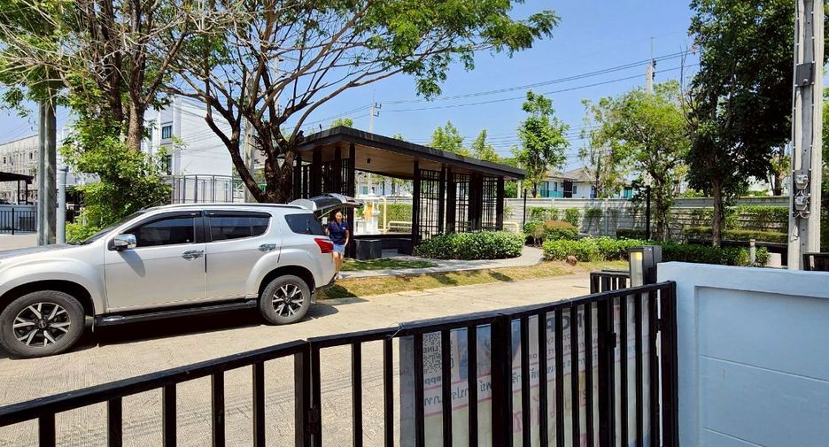 For sale 3 bedrooms townhouse in Bang Bo, Samut Prakan