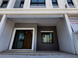 For sale 3 bedrooms townhouse in Bang Bo, Samut Prakan