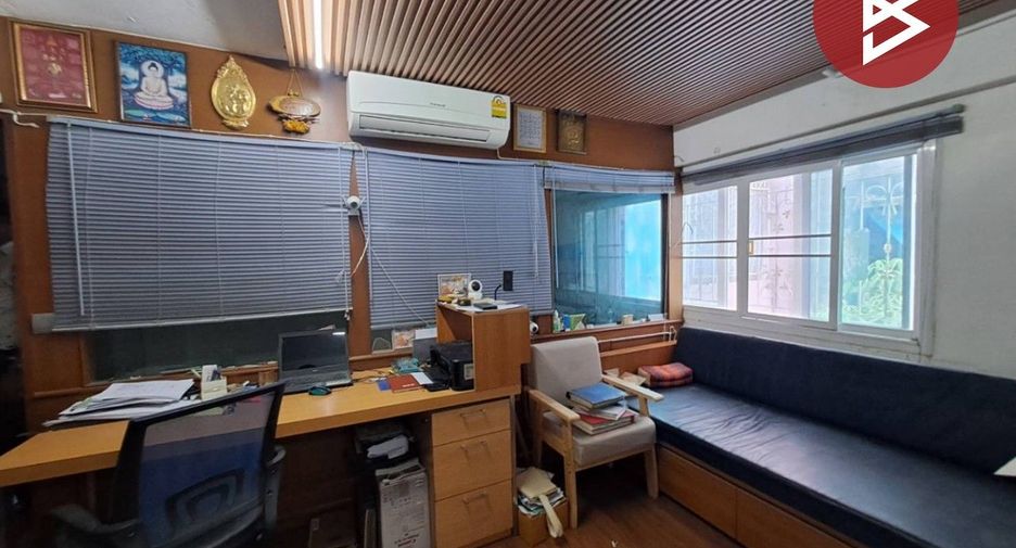 For sale 2 bedrooms retail Space in Min Buri, Bangkok