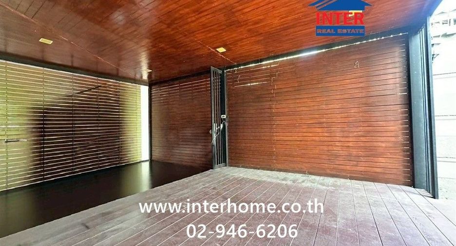 For sale 3 bedrooms house in Sai Mai, Bangkok