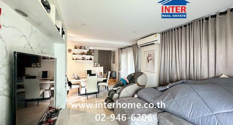 For sale 3 bedrooms house in Sai Mai, Bangkok
