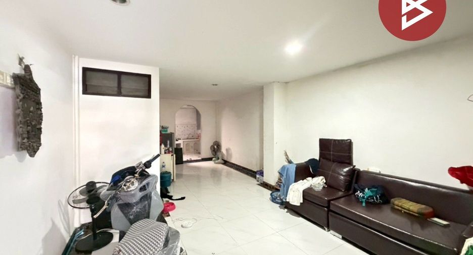 For sale 2 bedrooms townhouse in Lam Luk Ka, Pathum Thani