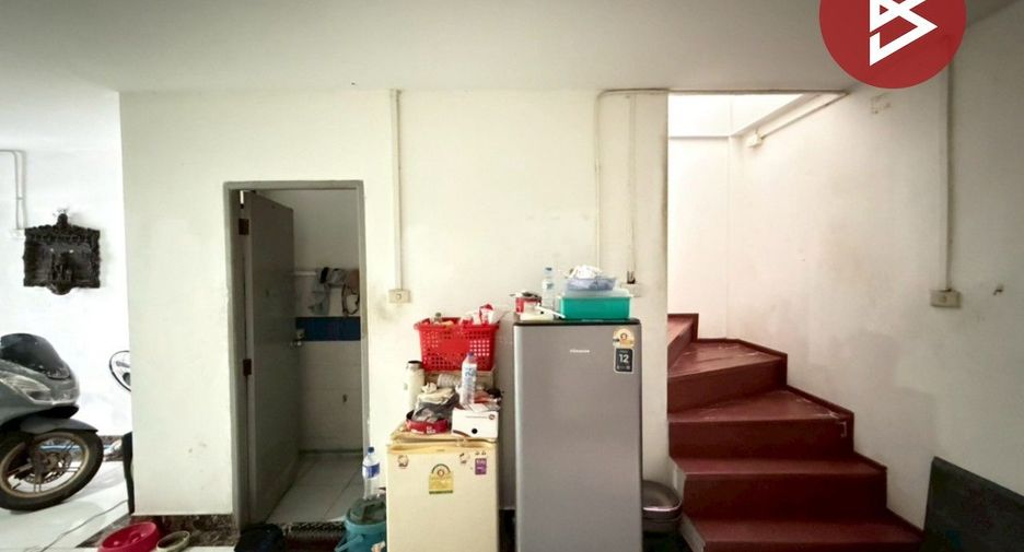 For sale 2 bedrooms townhouse in Lam Luk Ka, Pathum Thani