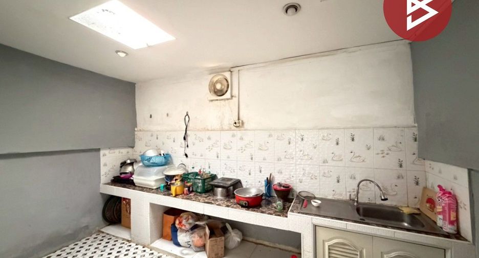 For sale 2 bedrooms townhouse in Lam Luk Ka, Pathum Thani