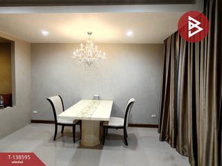 For sale 3 bedrooms townhouse in Mueang Nonthaburi, Nonthaburi