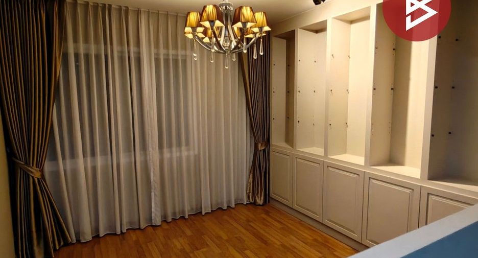 Reihenhaus zum Kauf mit 3 Zimmer in Mueang Nonthaburi, Nonthaburi