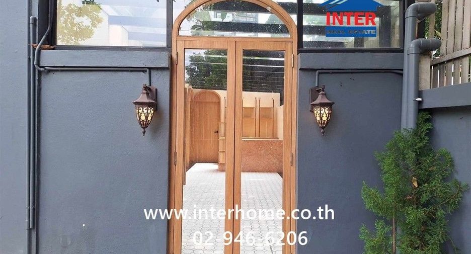 For rent and for sale retail Space in Bang Na, Bangkok