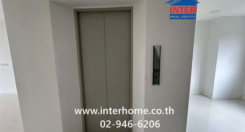 For rent and for sale retail Space in Bang Na, Bangkok