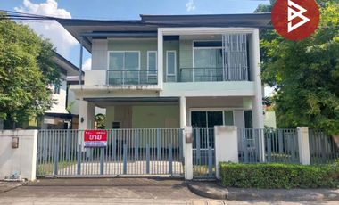 For sale 3 bedrooms house in Khan Na Yao, Bangkok