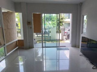 For sale 3 bedrooms house in Khan Na Yao, Bangkok