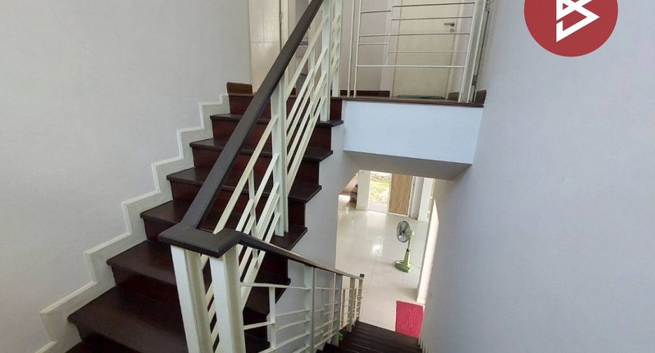 For sale 3 bedrooms house in Khan Na Yao, Bangkok