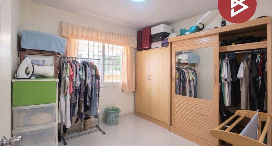 For sale 3 bedrooms house in Mueang Samut Sakhon, Samut Sakhon