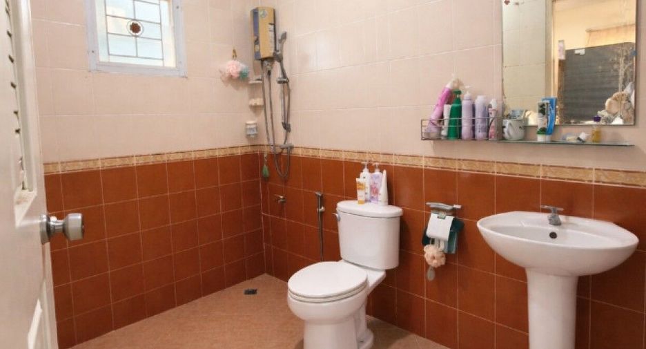 For sale 3 bedrooms house in Mueang Samut Sakhon, Samut Sakhon