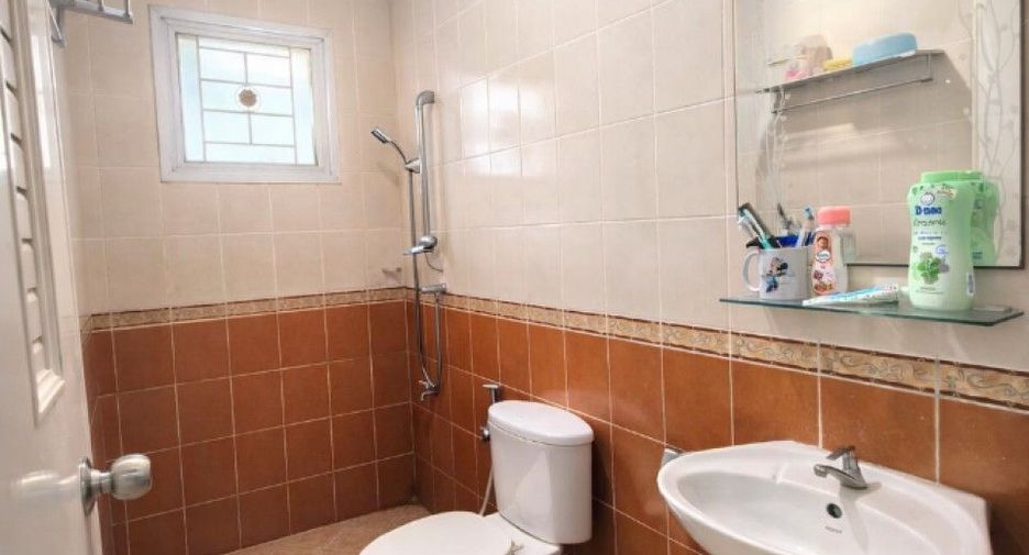 For sale 3 bedrooms house in Mueang Samut Sakhon, Samut Sakhon