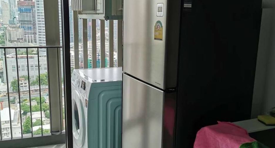 For rent and for sale 1 bed condo in Watthana, Bangkok
