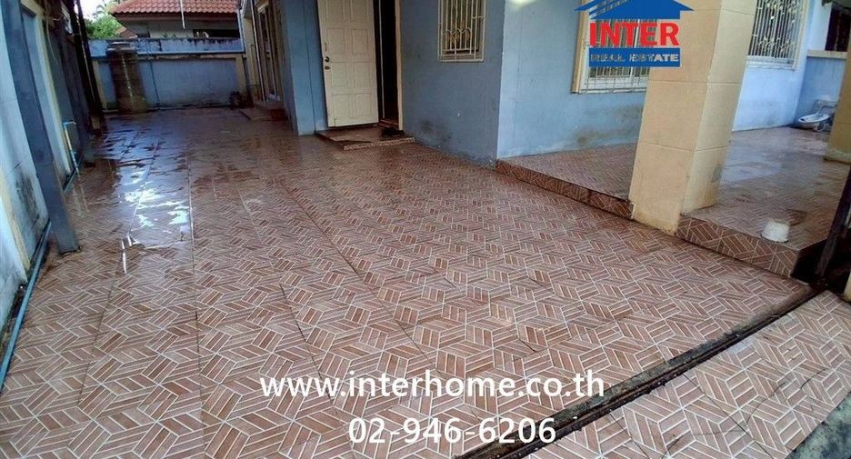 For sale 3 bedrooms house in Mueang Pathum Thani, Pathum Thani