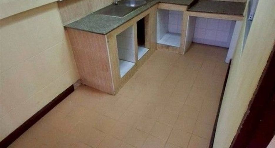 For sale 3 bedrooms house in Mueang Pathum Thani, Pathum Thani