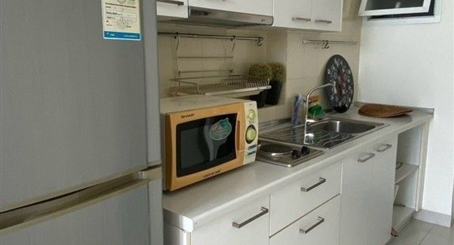 For sale 1 bed condo in Huai Khwang, Bangkok