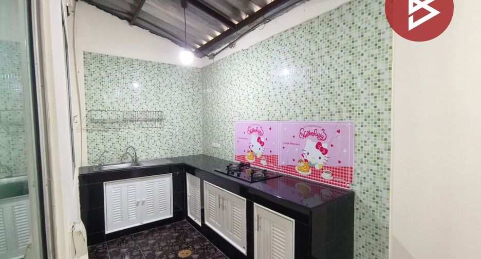 For sale 3 bedrooms townhouse in Mueang Samut Prakan, Samut Prakan